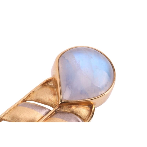 26 - A gem-set brooch in 18ct bi-coloured gold, of aigrette form, featuring a teardrop-shaped peristerite... 