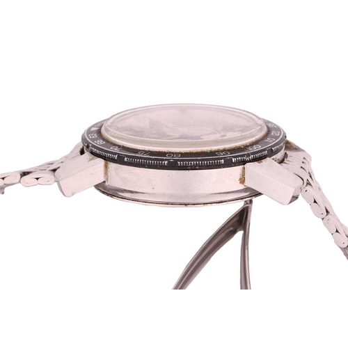 226 - An Heuer Autavia vintage chronohraph Ref 2446 C Model: 2446 C Serial: 130397 Case Material: Steel Ca... 