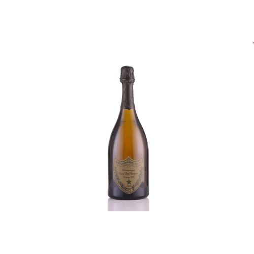 282 - Two bottles of Dom Perignon Vintage 1990, 12.5%, 750ml House in Surrey Bottles in excellent conditio... 