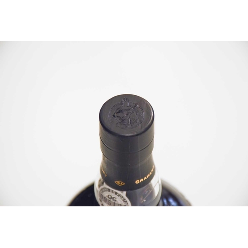 287 - Twelve Bottles of Port to include Two Bottles of Nieport 20yr Old, Bottled in1982/1983, One Bottle o... 