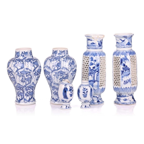 103 - A pair of Chinese blue and white porcelain inverted baluster vases, late Qing Dynasty, late 19th cen... 