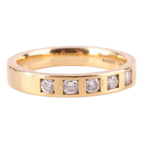 110 - A diamond-set dress ring in 18ct yellow gold, comprising five brilliant-cut diamonds with an estimat... 