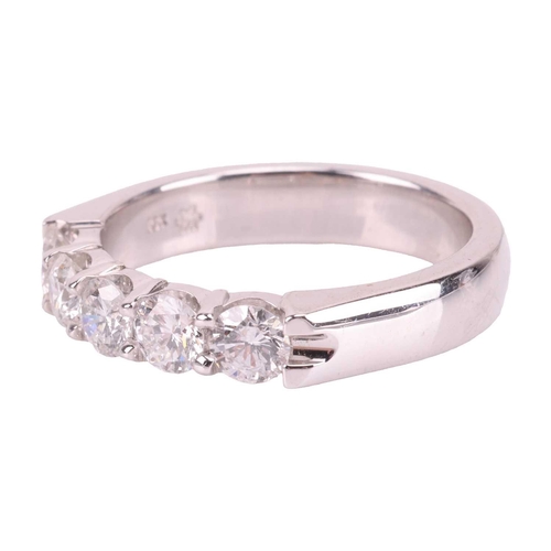 231 - A five-stone diamond ring, featuring five round brilliant diamonds, measuring approximately 3.4mm ea... 