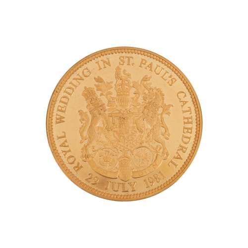 272 - A Royal wedding commemorative proof medallion of Prince Charles and Lady Diana Spencer, issued by th... 