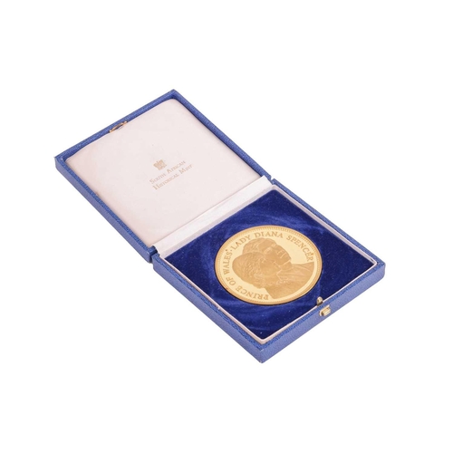 272 - A Royal wedding commemorative proof medallion of Prince Charles and Lady Diana Spencer, issued by th... 