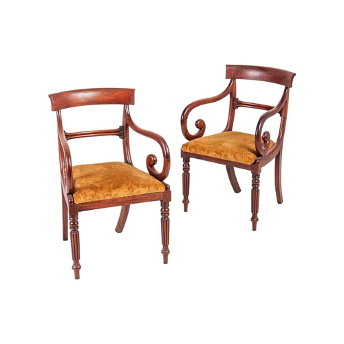 86 - Set of eight Regency mahogany dining chairs, with curved cresting rail, drop in seats, on reeded fro... 