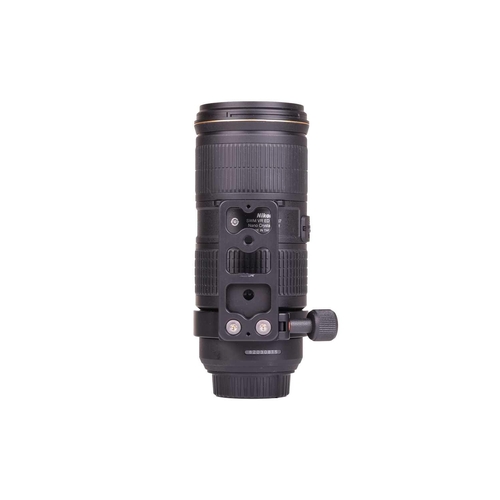 151 - A Nikon VR lens, Nikkor AF-S 70-200mm f/4G ED VR, with lens hood, front and rear covers and carry po... 