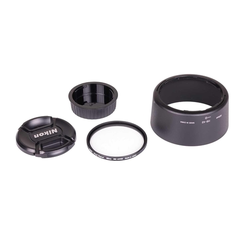 158 - A Nikon AF-S Micro Nikkor Lens 60mm f/2.8G ED, with lens hood and front and rear covers, in original... 