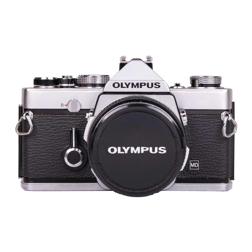 161 - An Olympus Zuiko Digital ED Lens, 50-200mm f2.8-3.5, with front and rear covers, fitted with an Olym... 