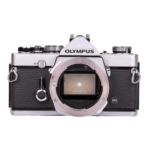 161 - An Olympus Zuiko Digital ED Lens, 50-200mm f2.8-3.5, with front and rear covers, fitted with an Olym... 