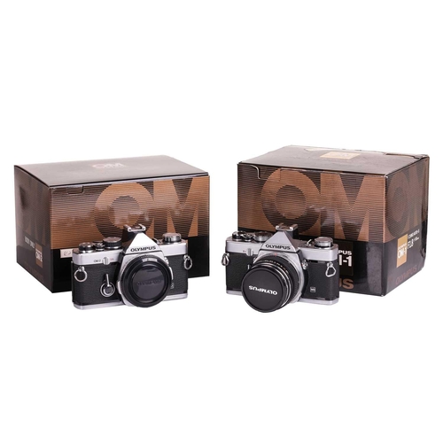 161 - An Olympus Zuiko Digital ED Lens, 50-200mm f2.8-3.5, with front and rear covers, fitted with an Olym... 