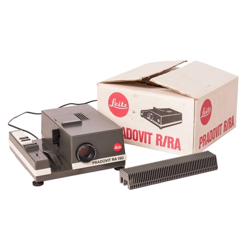 166 - A Leica Pradovit P 150 slide projector, together with a Pradovit R/RA projector, each in original bo... 