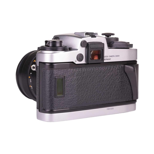 168 - A Leica R7 'Chrome' SLR Camera, made in Germany, serial no 1924520, 1992, with original box and pape... 