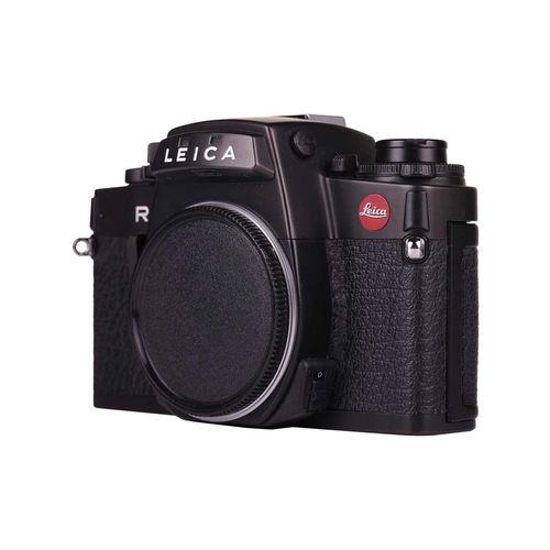 169 - A Leica R6 SLR Camera body, 1987, Made in Germany, black, serial no. 1729282, in original case and b... 