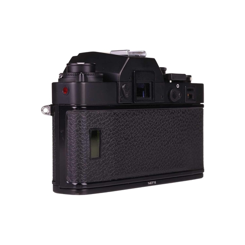 172 - A Leica R3 Electronic Camera body, No.1463715, made in Portugal, in black, with paperwork manual, ta... 