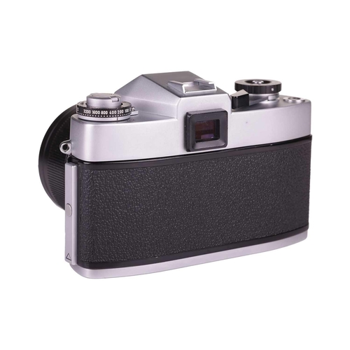 176 - A Leica Leicaflex SL SLR Camera Outfit, late 1960s German, chrome, serial no. 1223828, with original... 