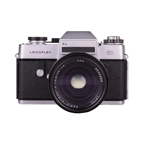 144 - A Leica Leicaflex SL SLR Camera Outfit, late 1960s German, chrome, serial no. 1223828, with original... 