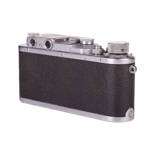 150 - A Leitz Wetzlar Leica IIIa Rangefinder Camera, 1935, serial number 162445, with brown leather Leica ... 