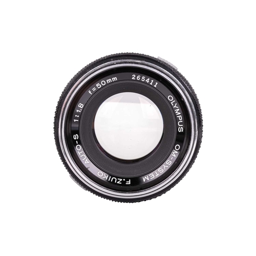 154 - An Olympus Zuiko Digital ED Lens, 50-200mm f2.8-3.5, with front and rear covers, fitted with an Olym... 