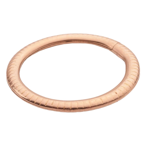 8 - A split ring; the rose band with reeded detail, surface testing as 18ct, diameter 5.38cm. Total weig... 