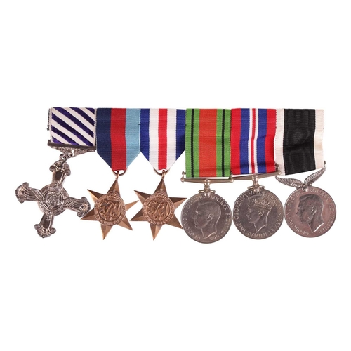 181 - A WWII DFC Medal Group, awarded to New Zealand Pilot Officer William Robert Morris (NZ 429025), comp... 