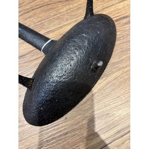 203 - Two 18th century Irish or Kentish cast iron down-hearth Grisset Pans, of traditional skillet form, t... 