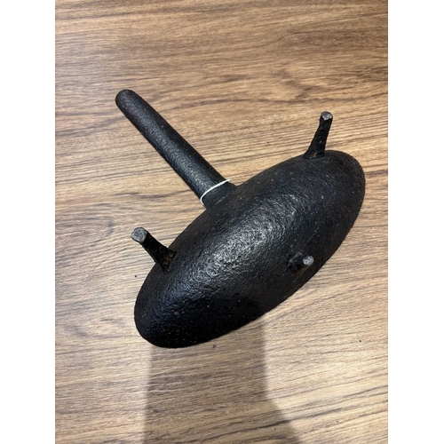 203 - Two 18th century Irish or Kentish cast iron down-hearth Grisset Pans, of traditional skillet form, t... 