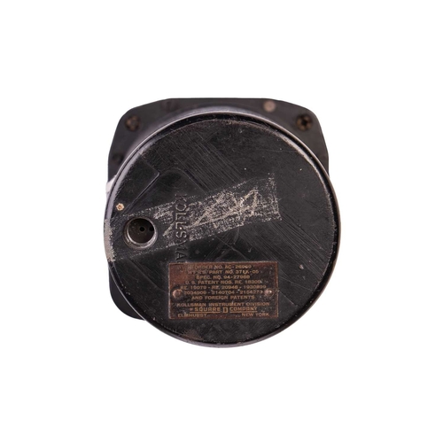 210 - A group of WW2 and later Military and civil aeronautical instruments and gauges, to include a Kollsm... 