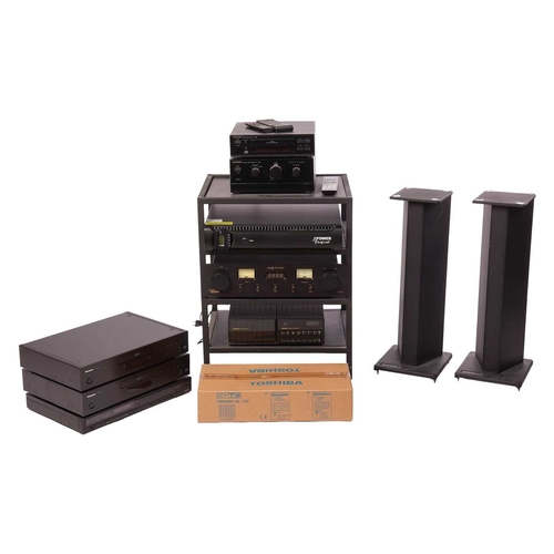 227 - A collection of assorted unboxed Hi-Fi & Video items, comprising: a Magnum Dynalab Analog FM Tuner, ... 