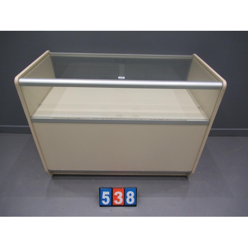 538 - Shop cabinet