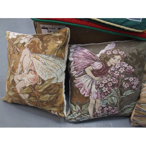 133 - Large quantity assorted cushions & covers