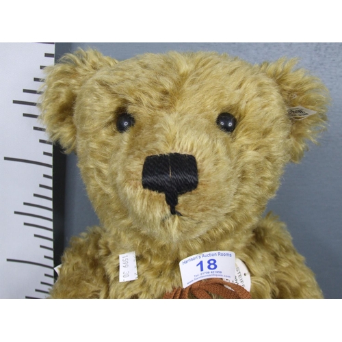 18 - Steiff bear