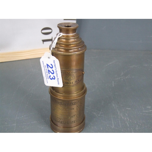 223 - Brass telescope