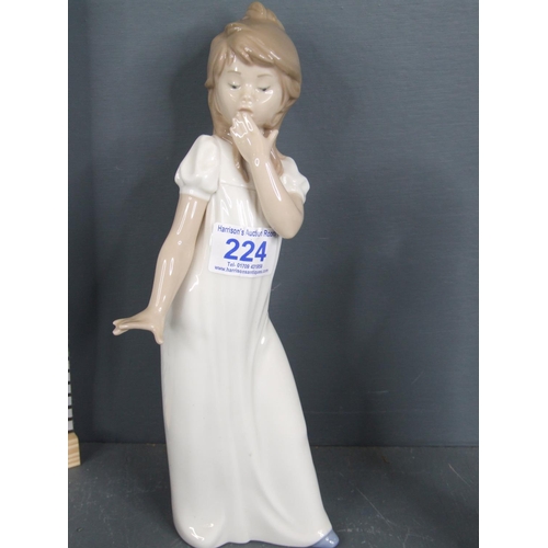 224 - 3 Nao by lladro figures