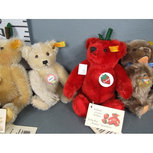 42 - 6 Historic steiff miniature bears