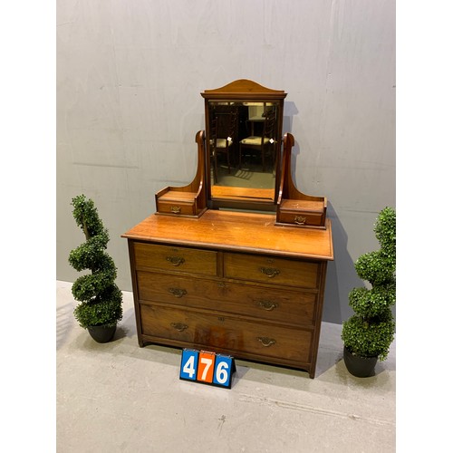 476 - Victorian dressing table