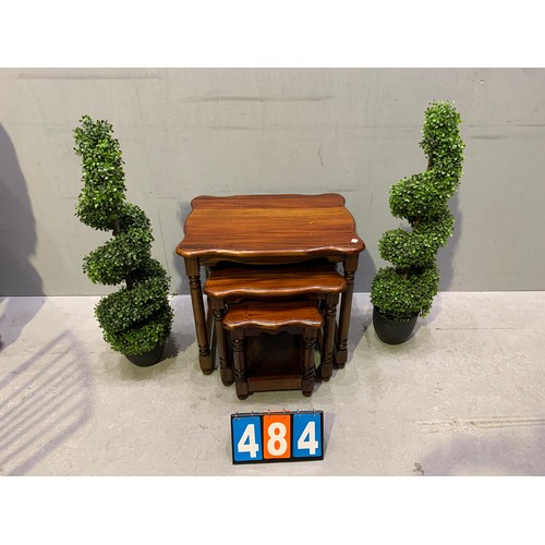 484 - Nest of 3 mahogany tables