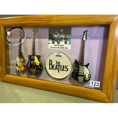 122 - Beatles guitar plaque