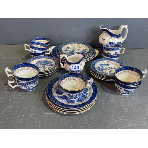 149 - Quantity booths blue/white willow pottery