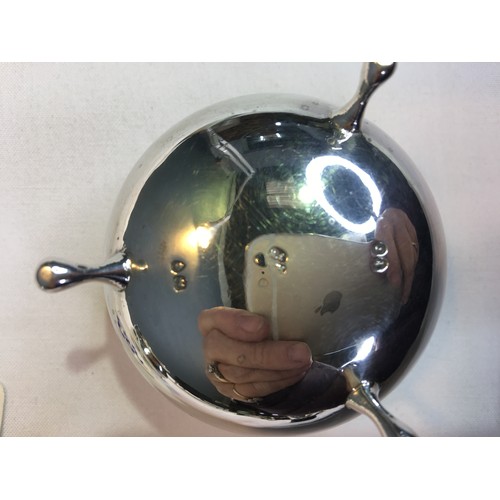 383 - Pair silver salts 80g approx