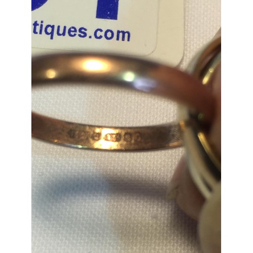 361 - 9ct 3 coloured gold ring size J 5.3g