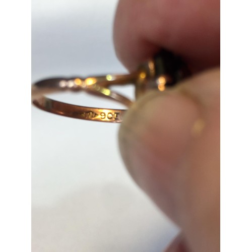 365 - 9ct Gold items 6g
18ct Gold 3.4g
Silver ring 6g