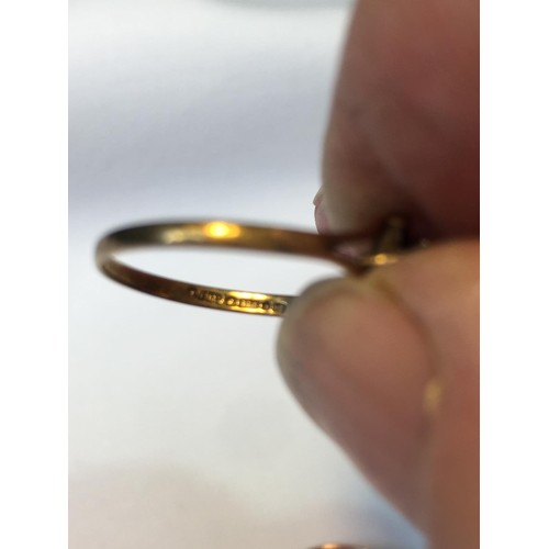 365 - 9ct Gold items 6g
18ct Gold 3.4g
Silver ring 6g