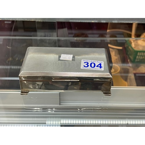 Lot 304       
