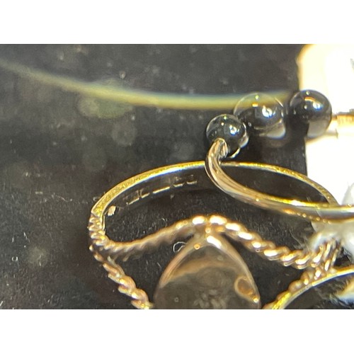 356 - 4 9ct Gold rings 3 size O 1 size H 5.9g in total