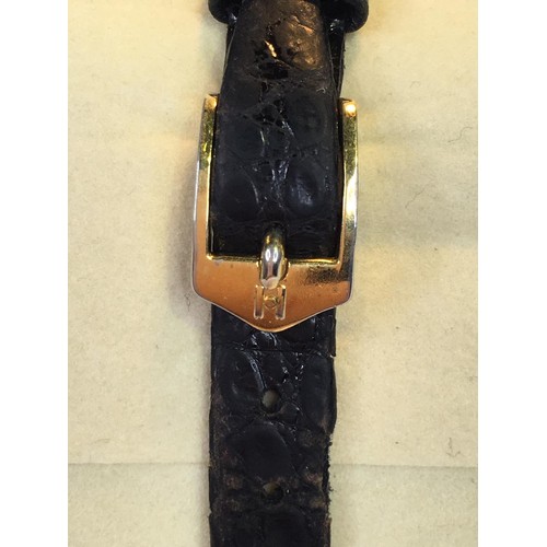 393 - 9ct Gold ladies watch 'Roy king'