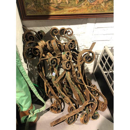 Lot 437       