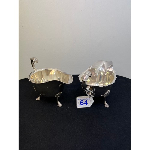 64 - Pair silver sauce boats 545g