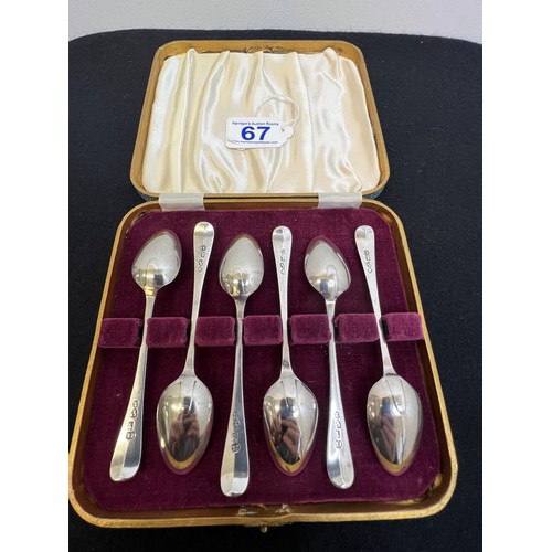 67 - Set 6 silver spoons in case 78g