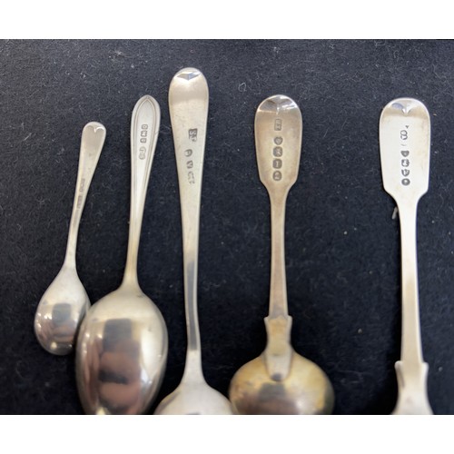 120 - Quantity silver spoons 198g